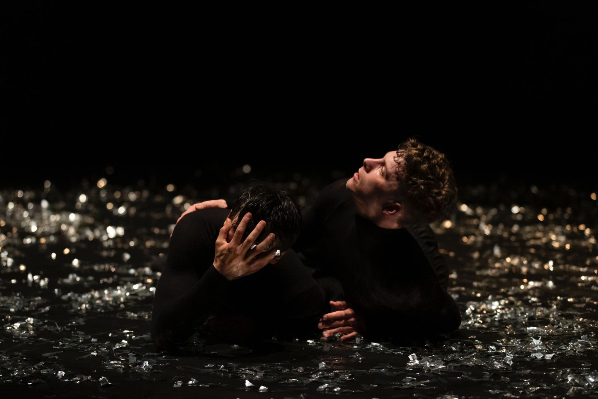 Into The Light – È una produzione in double-bill (doppio programma) della PCK DANCE, – Florence Dance Festival 2026 – Foto 2 Into The Light in È una produzione in double-bill (doppio programma) della PCK DANCE, al Florence Dance Festival 2026